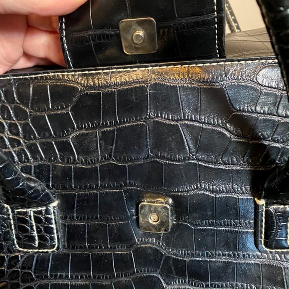 Tommy Hilfiger | Black Vintage Faux Leather Handbag - Picture 4 of 8